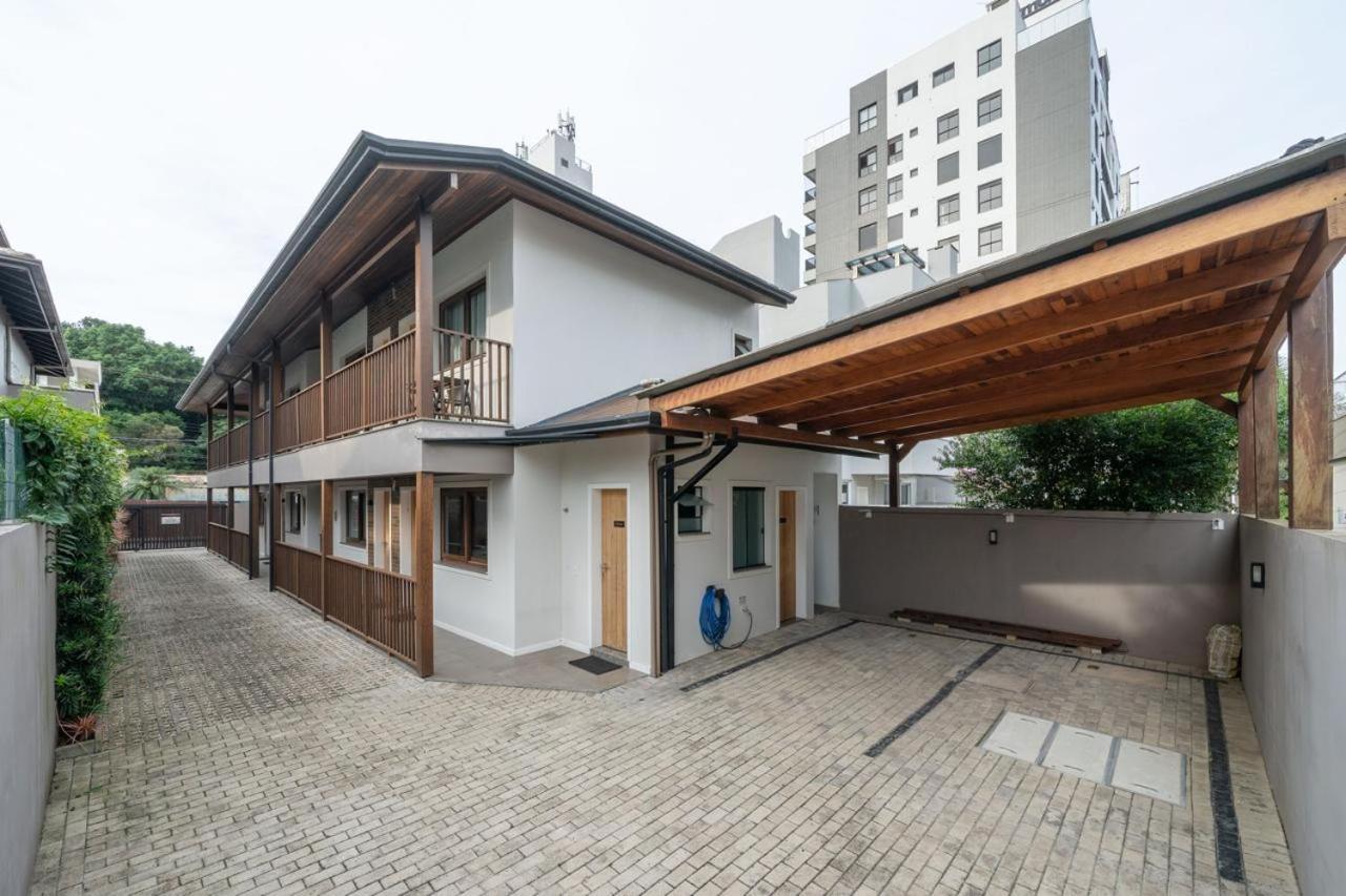 Banzai Brava Suites Itajaí Exteriér fotografie